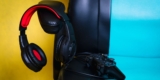 Which Gaming Headphones Provide the Best Mic Quality for Online Chat?